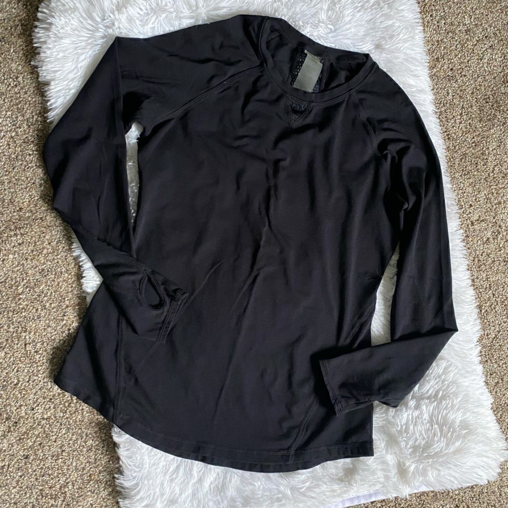 Shape Activewear Long Sleeve Black Athletic Top Size Large‎